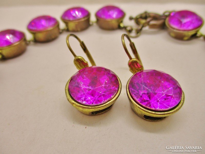 Fabulous vintage art deco button socket pink crystal necklace and earrings
