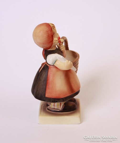 Meditáció (Meditation) - 13 cm-es Hummel / Goebel porcelán szobor