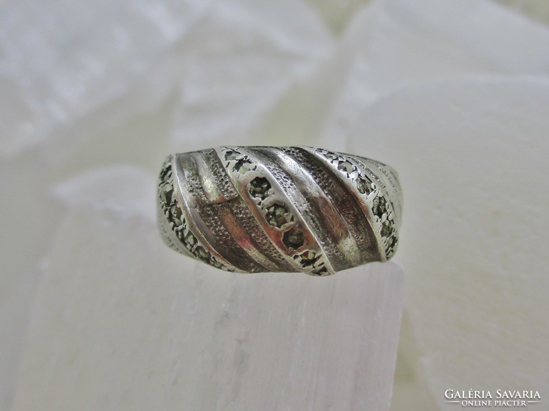 Beautiful old Hungarian handmade silver ring with marcasite