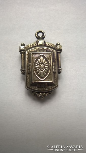 Antique beautiful silver plated pendant pendant