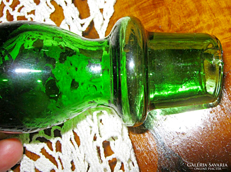 Zöld aranyozott  üveg  palack butella  likőrös kínáló