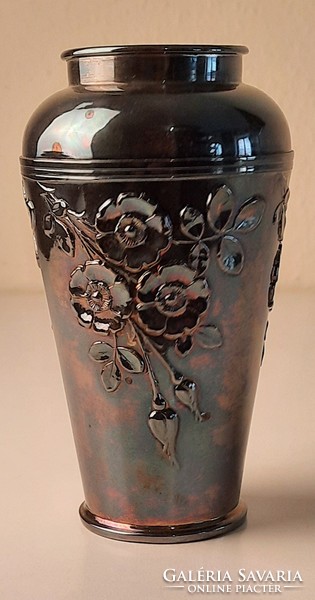 Szecessziós ezüstözött réz váza