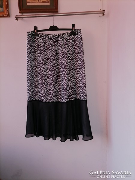 They are more beautiful than me plus size casual skirt 42 44 80-100 waist 115 hips 77 length