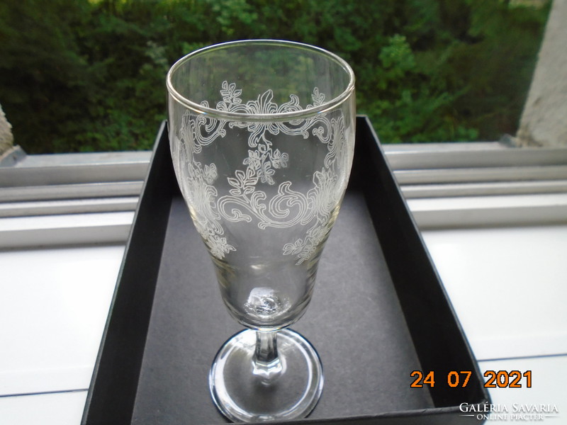 Handmade Italian champagne glass marked with etched ornate patterns