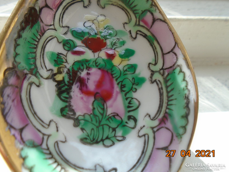 Famille rose hand-painted inside, hand-marked, Chinese rice decorative bowl with spoon