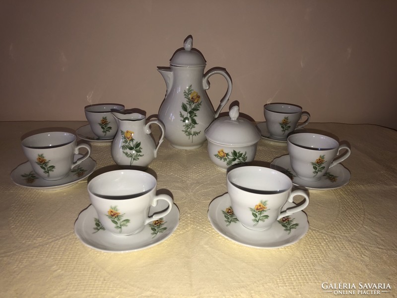 Kahla: yellow flower tea set (for 6 people)