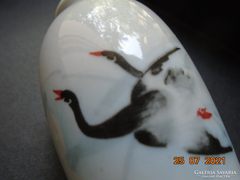 Vase with oriental flying wild geese pattern