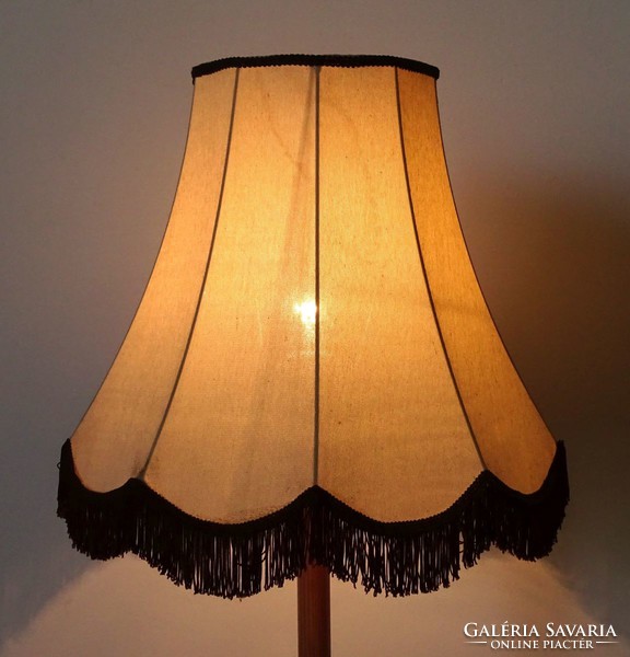 1F428 Fenyőfa lámpa állólámpa 162 cm