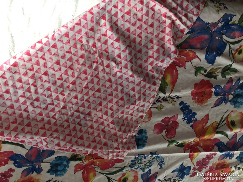 Watercolor effect, floral double duvet cover, in very nice condition