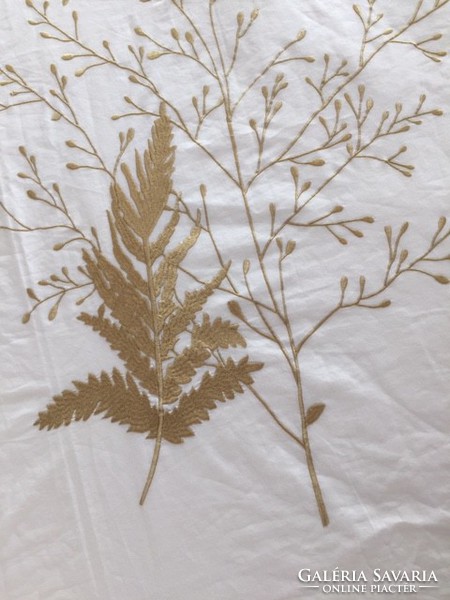 Angol, vintage, arannyal hímzett 100 % pamut ágynemű, paplanhuzat - Kensington Cotton