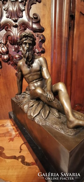 Mózes bronz szobor