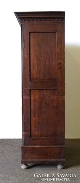 1F448 Antik kétajtós akasztós ruhásszekrény az 1800-as évekből 192 x 134 x 61 cm