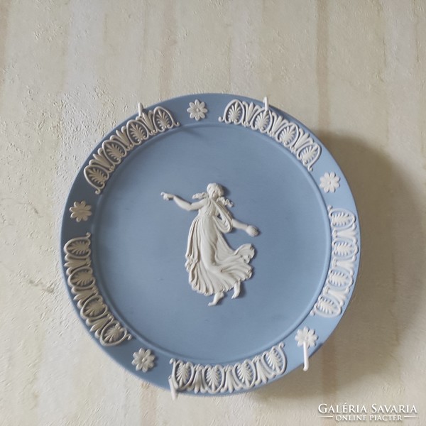 Wedgwood, England, domború dísztàl,tànyér, eredeti dobozában,jó állapotban, gyüjteménybe ajàndéknak