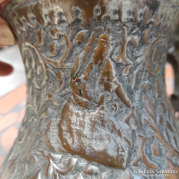 Perzsa figuràlis-kakas fogó, Kézzel kalapàlt, ezüstözött valamikor ! XIX.szàzad