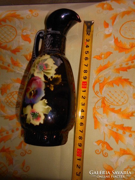 Szecessziós kiöntő- majolika kancsó alakú váza