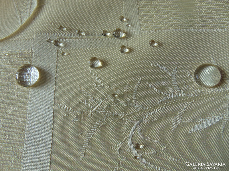 Beautiful and elegant silk damask tablecloth 160 x 350 cm! Rectangle