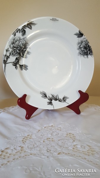 2 Personal royal worcester plate sets