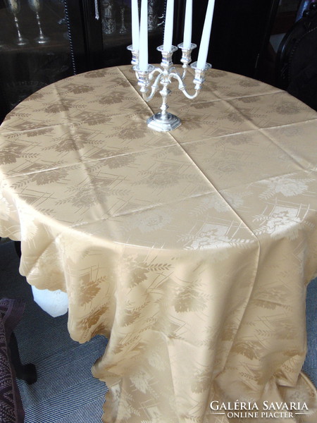 Álomszép elegáns selyemdamaszt asztalterítő 140  x 280  cm ovális