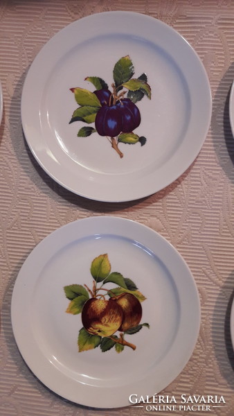 6db Zsolnay gyümölcsös porcelán tányér