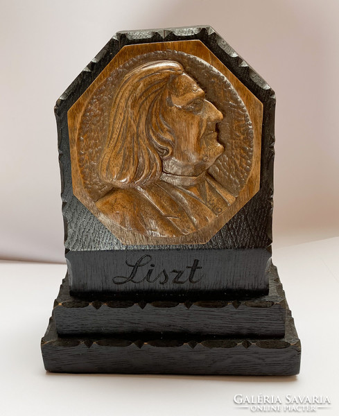 Liszt Ferenc, carved folk wooden plaque.
