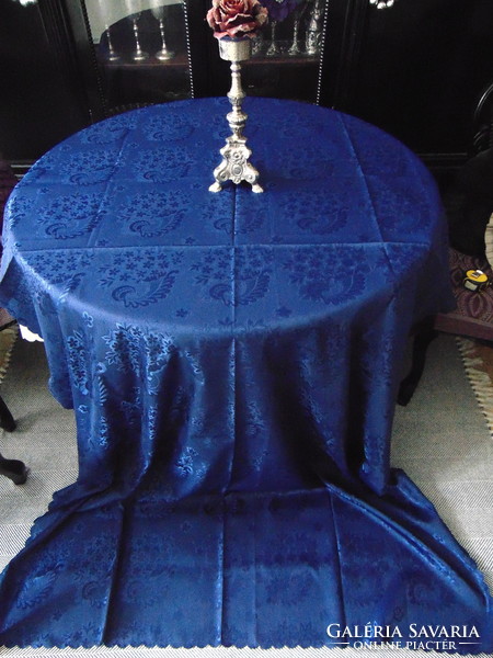 Elegant plum blue silk tablecloth 142 x 276 cm rectangle