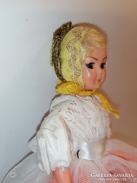 Old Italian Doll (1103)