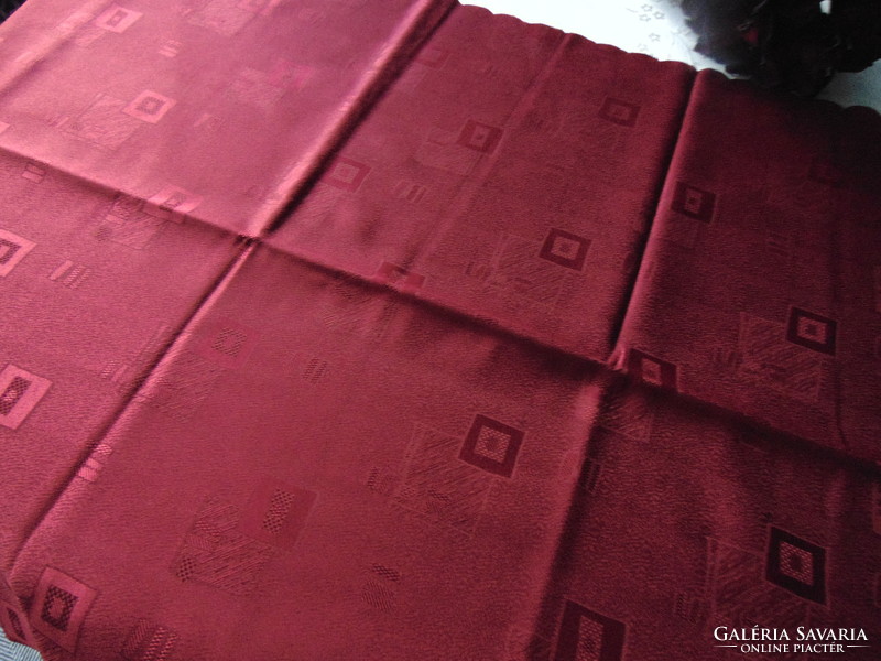 Meseszép burgundi vörös selyemdamaszt asztalterítő 160 x 280 cm téglalap !