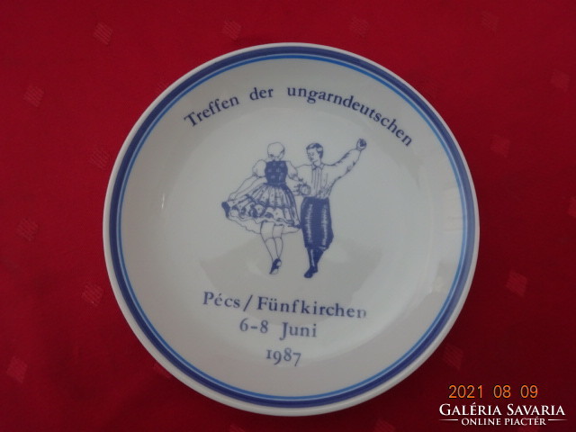 Raven House porcelain wall plate. Treffen der ungarndeutschen, diameter 15 cm. He has!