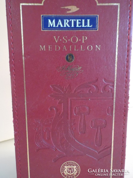 Martell - cognac box - 30.5 x 10.5 x 10.5 cm - retro - artificial leather cover - sewn