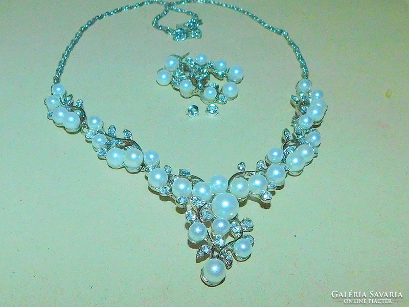 Casual wedding pearl crystal necklace and earrings jewelry set