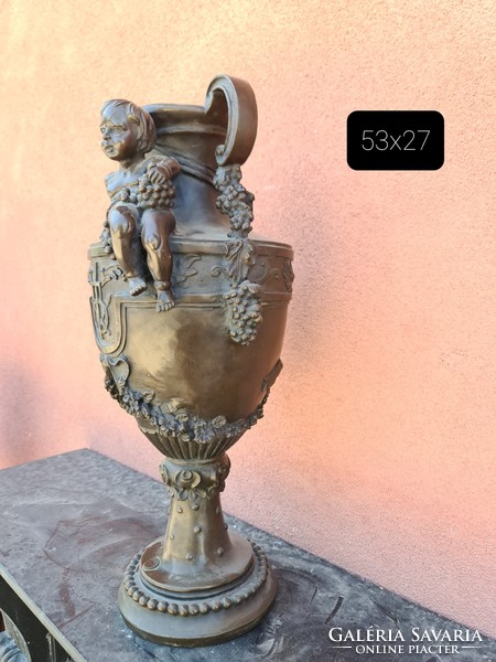 Bronz váza