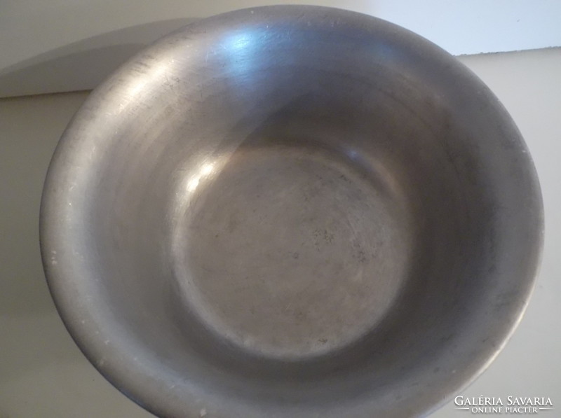 Bowl - indicated !!!! - 24 X 10 x cm - old - Austrian - perfect