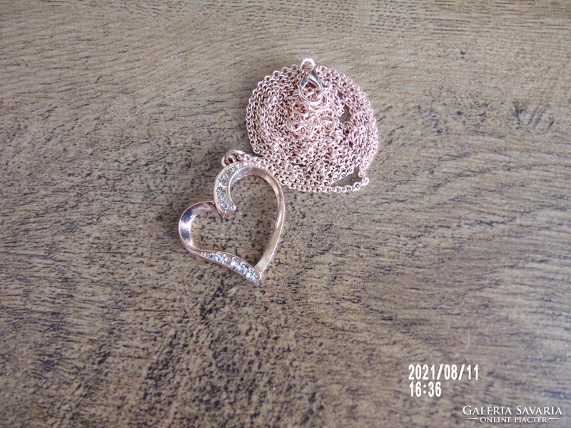 Rózsaaranyozott nyaklánc 84 cm szív medállal