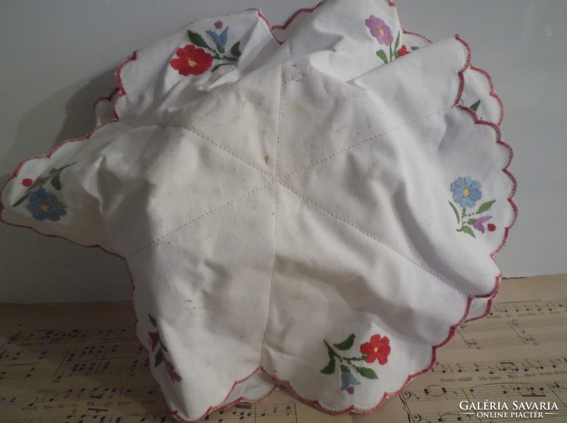 Bun holder - hand embroidered - 13 pieces - beautiful work - flawless