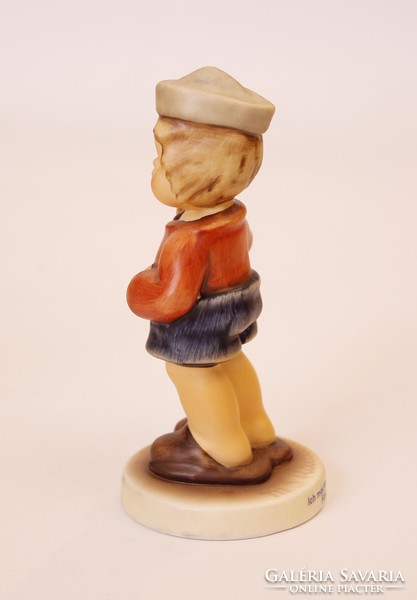 Első segéd (First mate) - 10 cm-es Hummel / Goebel porcelán figura