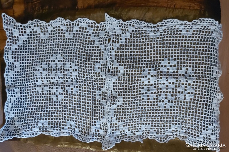 Old hand-crocheted white lace tablecloth 30 x 30 cm
