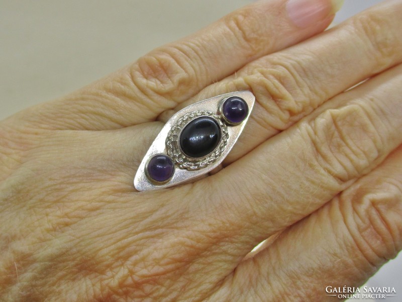 Special Hungarian silver ring made of real onyx and amethyst