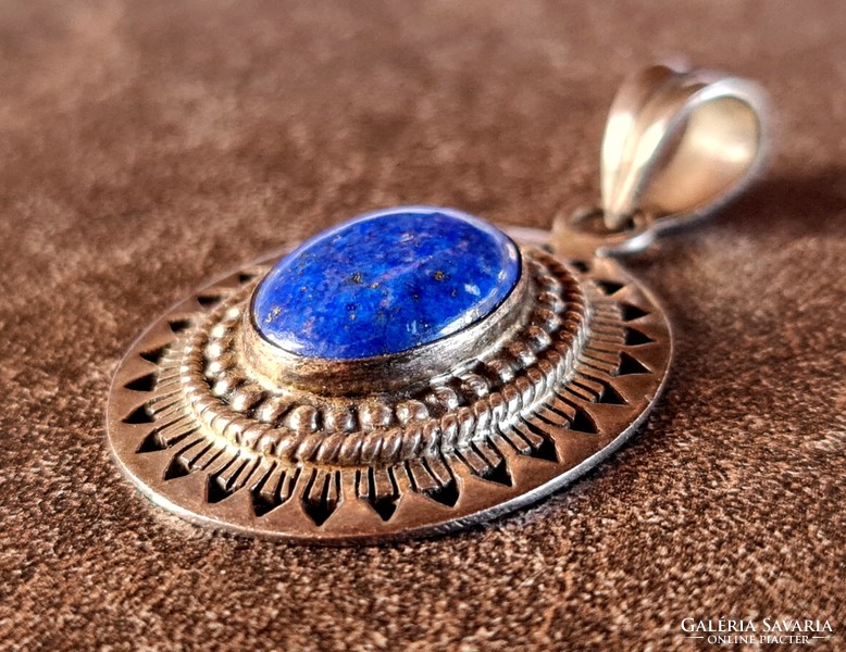 Régi, szép kézműves ezüst medál lapis lazuli díszítéssel
