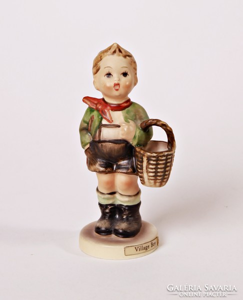 Falusi fiú (Village boy) - 10 cm-es Hummel / Goebel porcelán figura