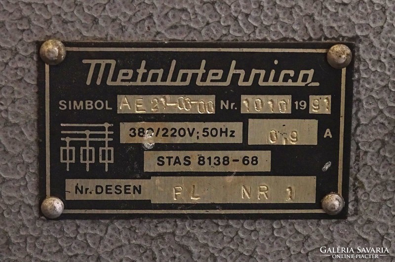 1F681 Kétpedálos 4 szálas Metalotechnica Interlock ipari varrógép 1991