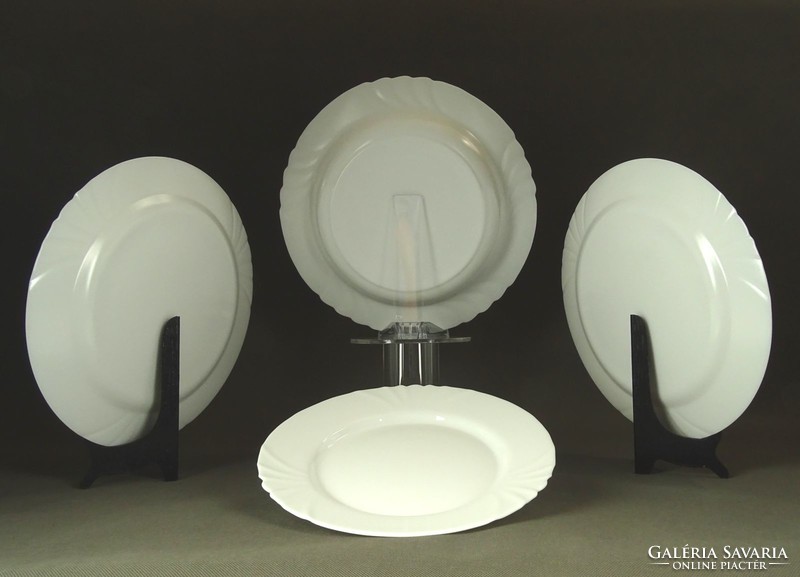 1F663 Nagyméretű fehér üveg tányérok 4 db