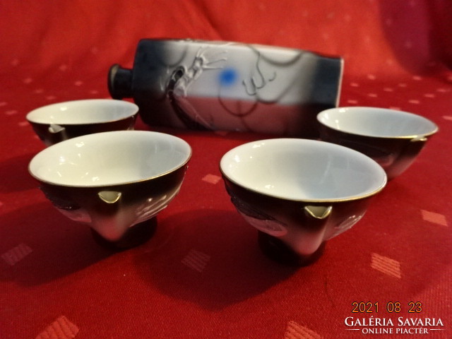 Japán porcelán, négyszemélyes, fütyülős, kézzel festett  szakés készlet. Vanneki!