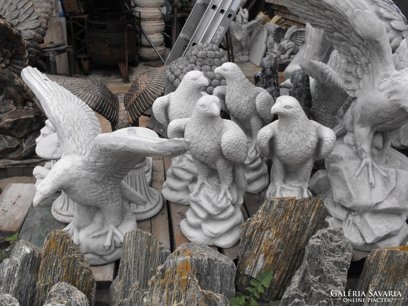 Large 60cm eagle sculpture antifreeze artificial stone fence gate column pillar or furnace ornament