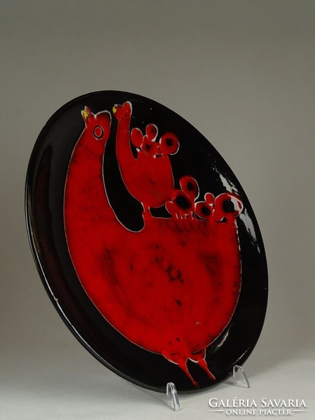1F712 Jelzett iparművészeti fekete-piros kerámia falitál 29.5 cm