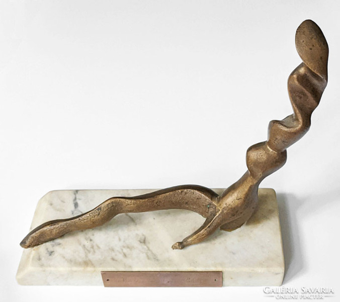 Attila Nemes: resting bronze sculpture