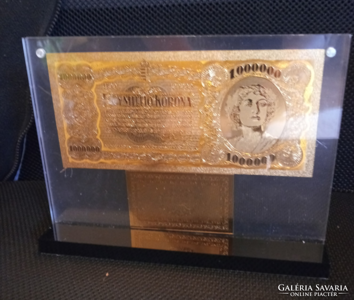 24 kt arany bankó talpas tartóban, certifikációval