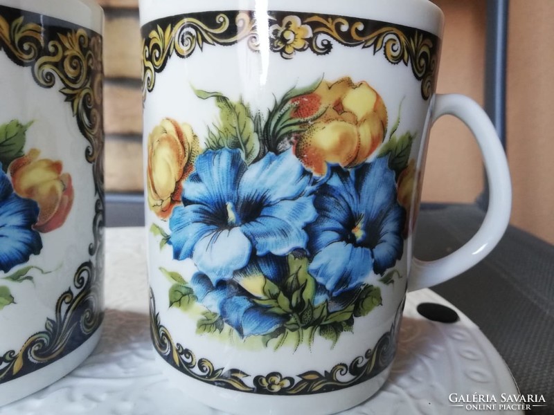 Pair of beautiful Polish mugs from the 60s