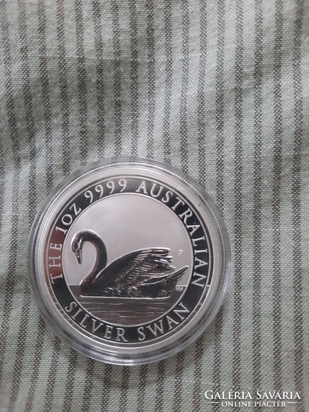 Silver swan 2017 szín ezüst befektetési, gyűjtői érme. 1 oz