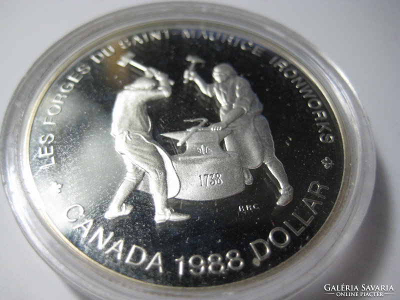 1 Dollar, Canada 1988. 23.3 Gr in silver capsule!