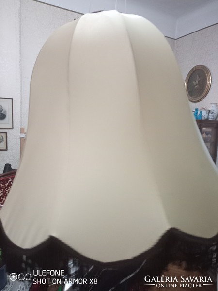 Hatalmas klasszikus selyem lámpaernyő